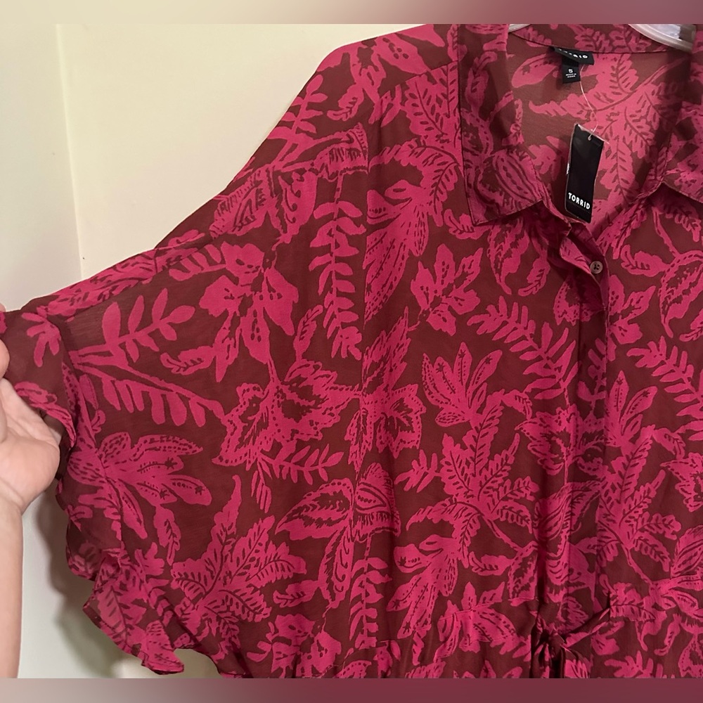 NWT Torrid Chiffon Dolman Button Up Short Sleeve Size 5X Dolman Sleeve - Picture 6 of 13